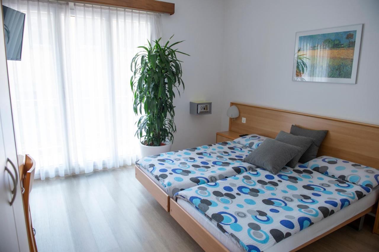 Hotel Garni Moderno Bellinzona Zewnętrze zdjęcie
