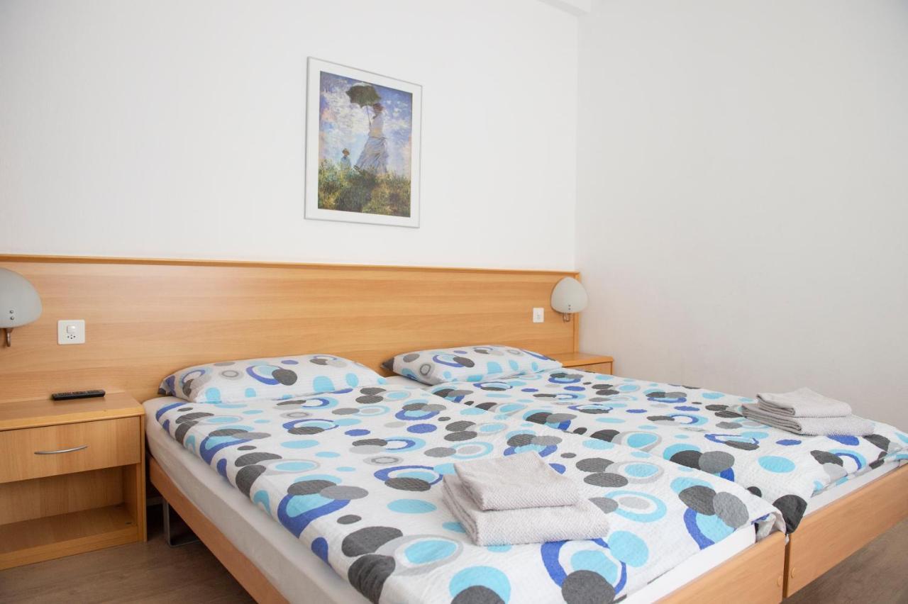 Hotel Garni Moderno Bellinzona Zewnętrze zdjęcie