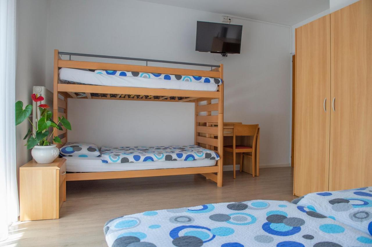 Hotel Garni Moderno Bellinzona Zewnętrze zdjęcie