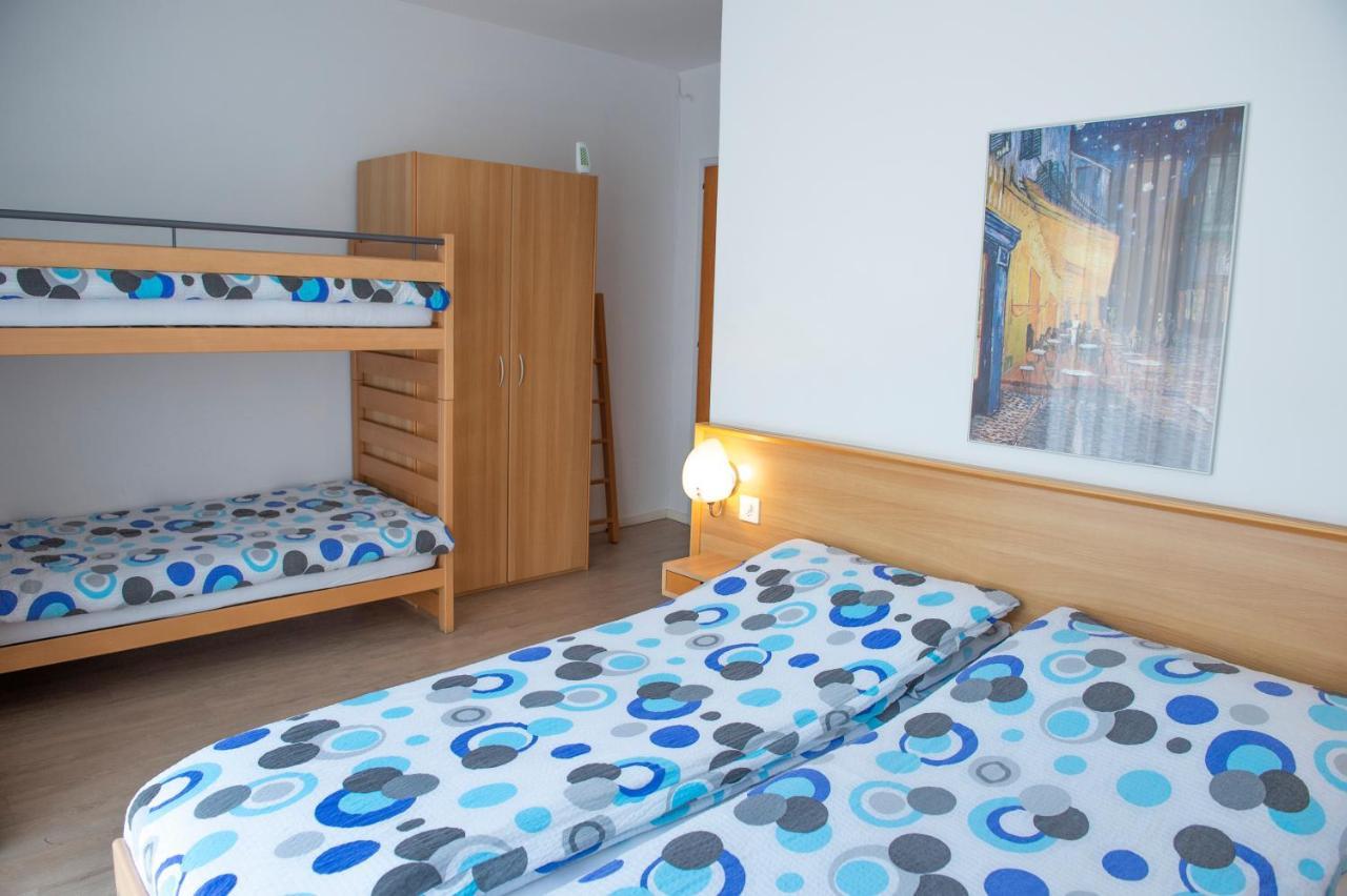 Hotel Garni Moderno Bellinzona Zewnętrze zdjęcie