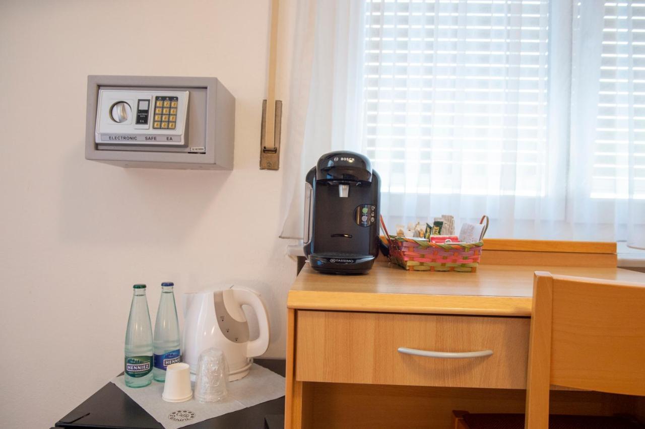 Hotel Garni Moderno Bellinzona Zewnętrze zdjęcie