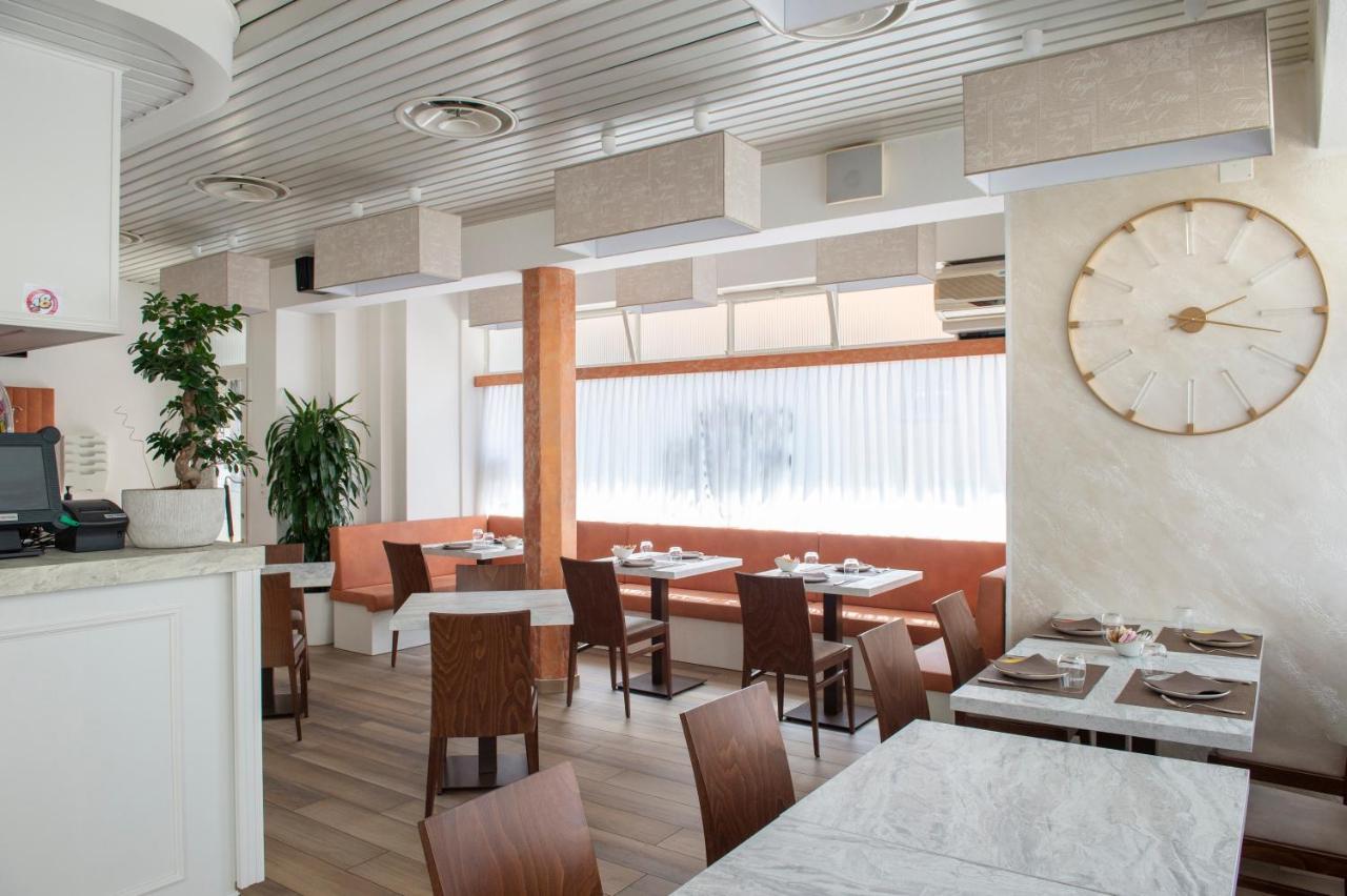 Hotel Garni Moderno Bellinzona Zewnętrze zdjęcie